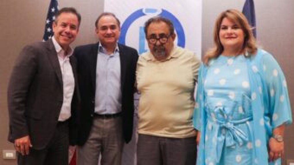  Grijalva y comisionada residente se re&uacute;nen con funcionarios de los partidos Republicano y Dem&oacute;crata en PR 