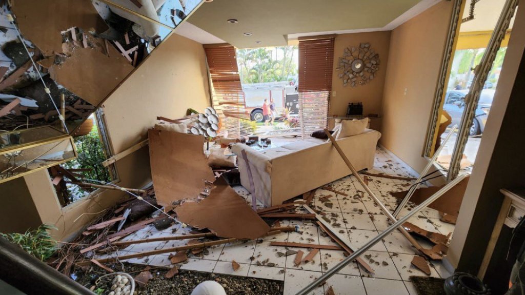  Mujer resulta herida con explosi&oacute;n de tanque de gas en residencia en Toa Alta 