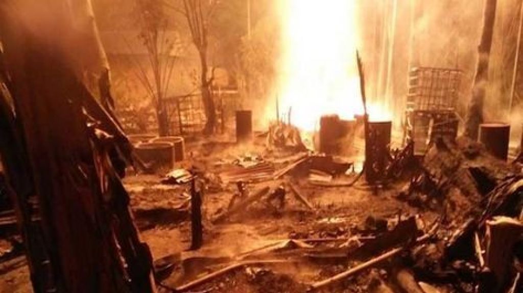  Vea video: 11 Muertos y 40 heridos por un incendio en un pozo petrol&iacute;fero en Indonesia 