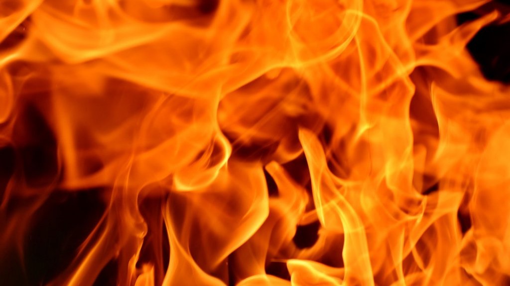  4 residencias afectadas por fuego en Ponce 