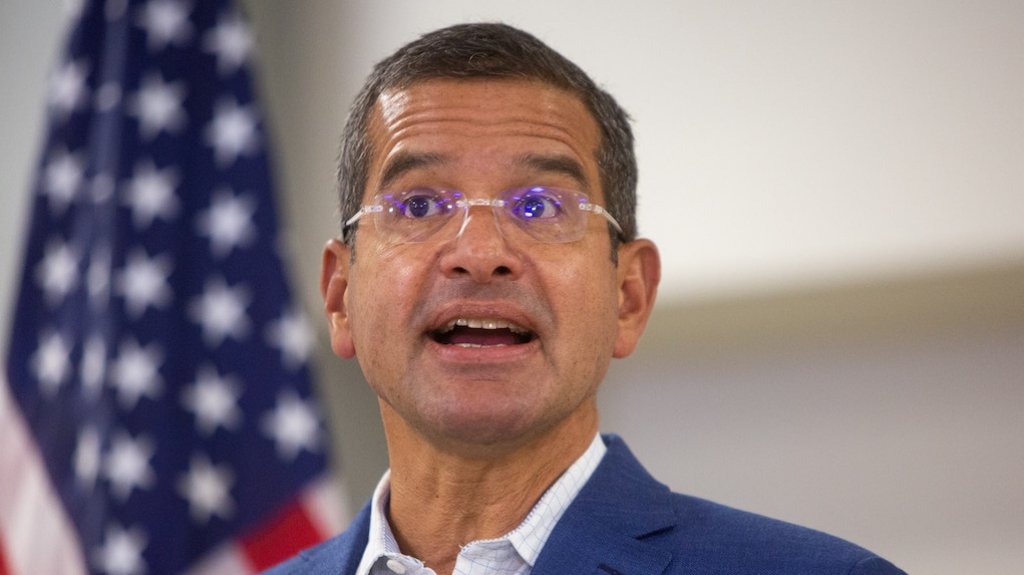  Gobernador se fue a reuni&oacute;n de verano de la Asociaci&oacute;n Nacional de Gobernadores 