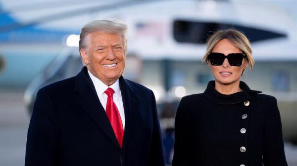  Trump deja calladamente de ser presidente en su nuevo hogar 