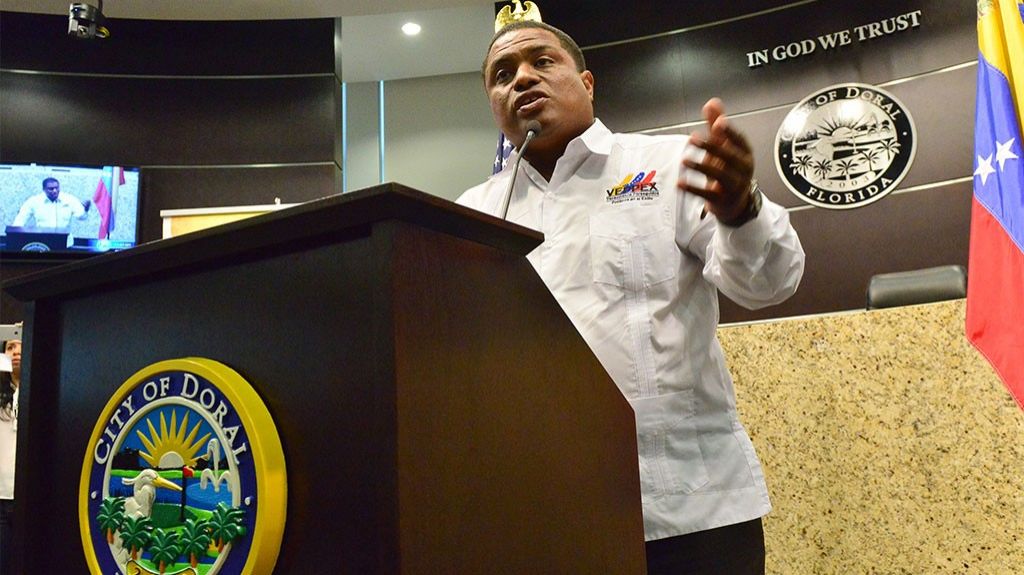  Piden a autoridades de EEUU que no deporten a exmilitar venezolano "opositor" 