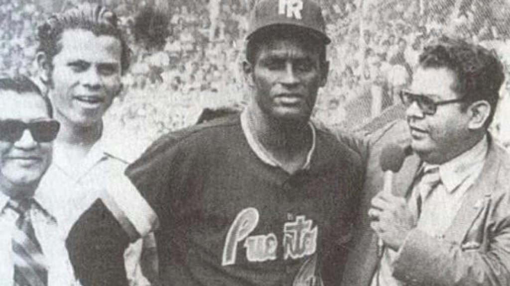  Roberto Clemente es declarado pr&oacute;cer puertorrique&ntilde;o 