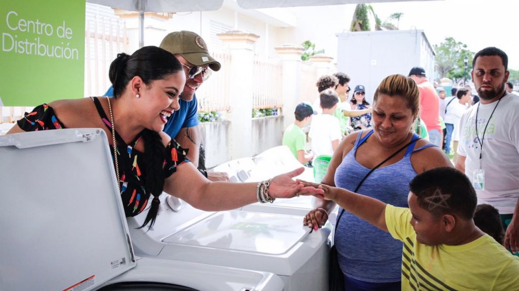 Iniciativa de la primera dama continÃºa impactando a miles que visitan los centros Emergency Stop and Go