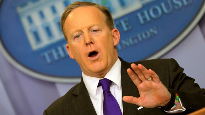 VIDEO: La Casa Blanca prohÃ­be las cÃ¡maras en una rueda de prensa sobre el ataque a Siria