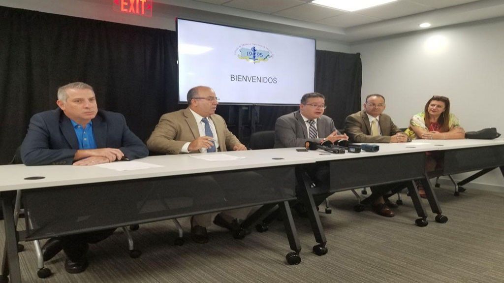  El problema son los reyes del truco, alegan proveedores sobre plan Vital 