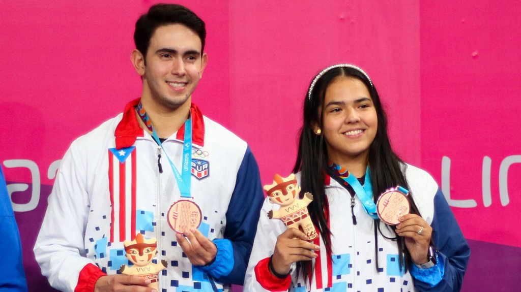  Adriana D&iacute;az y Brian Afanador marcan un hito como abanderados para las Olimpiadas 