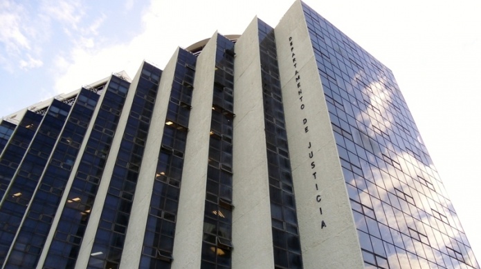 Al descubierto financiamiento ilegal de campaÃ±a polÃ­tica