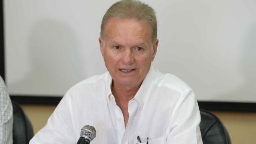  Alcalde de Bayam&oacute;n reclamar&aacute; a la gobernadora se agilice el proceso de permisolog&iacute;a 