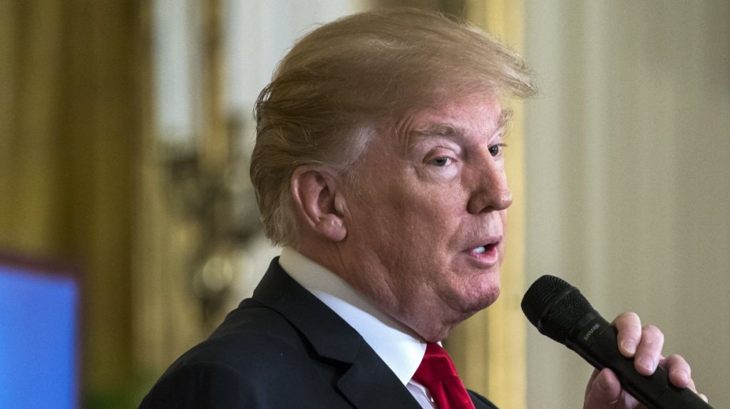  Trump sugiere imponer la pena de muerte a los narcotraficantes 