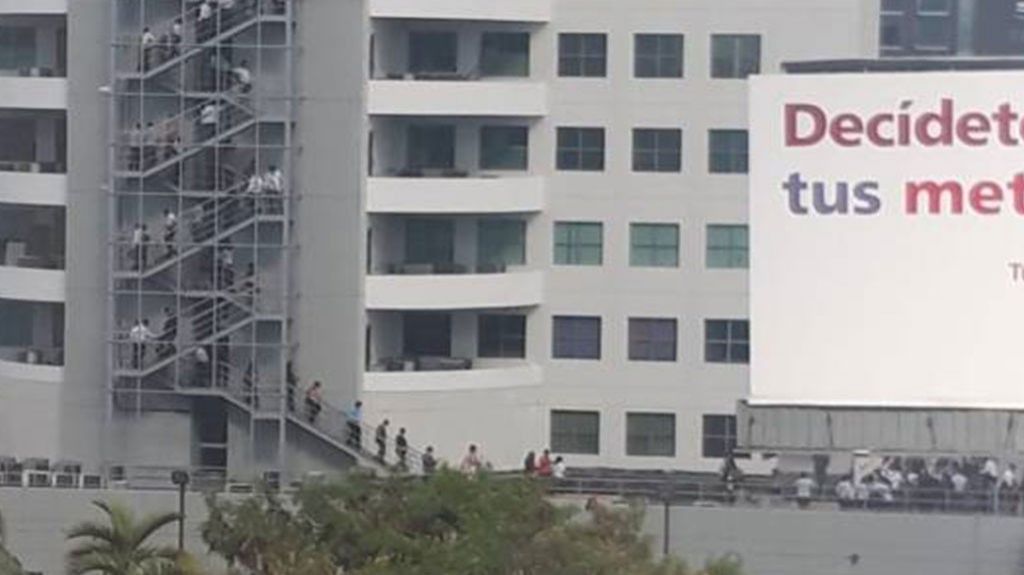  Temblor de magnitud 5.3 grados provoca p&aacute;nico en el pa&iacute;s de Rep&uacute;blica Dominicana 