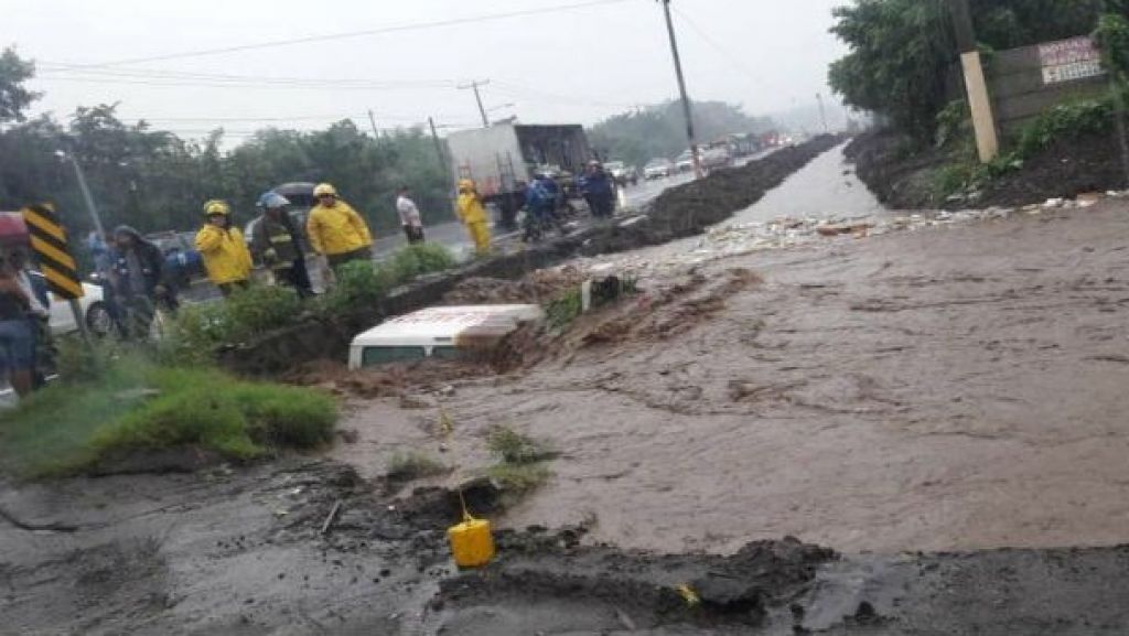  Video: Suben a cuatro muertos en el actual temporal de lluvia en Nicaragua 