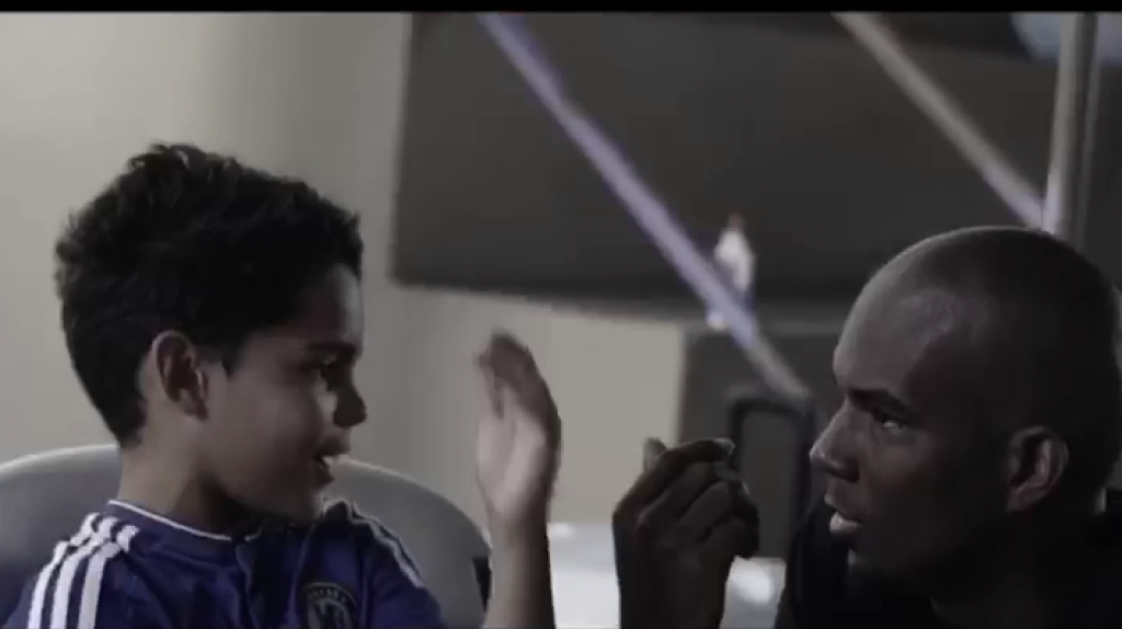  Video: Por segundo año barberos en Carolina se unen para recortar GRATIS a los niños en el regreso a la escuela 