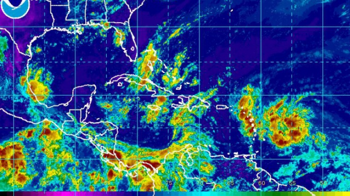 AtenciÃ³n:  Se fortalece la Onda Tropical. Emiten Vigilancia de Inundaciones para todo Puerto Rico...