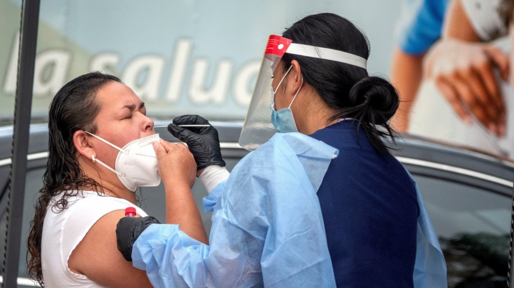  EE.UU. roza las 177.000 muertes y los 5,7 millones de contagios por COVID-19 