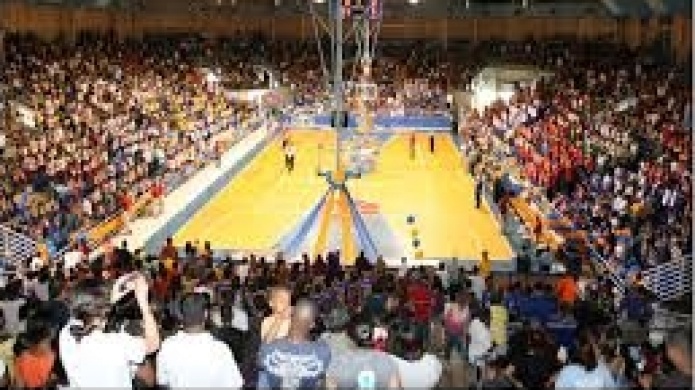 Fajardo domina en el minuto final para vencer a los AtlÃ©ticos