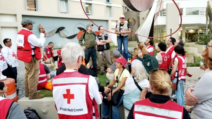 Llega asistencia internacional de la Cruz Roja para ayudar a las familias afectadas