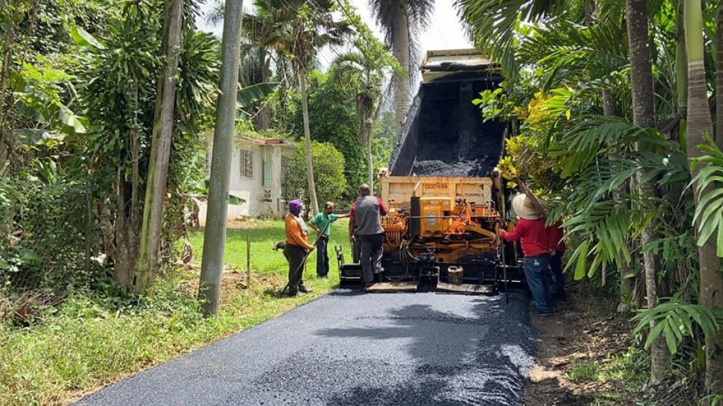  Arecibo con masivo proyecto de repavimentaci&oacute;n: sectores estuvieron hasta 20 a&ntilde;os sin ser asfaltados 