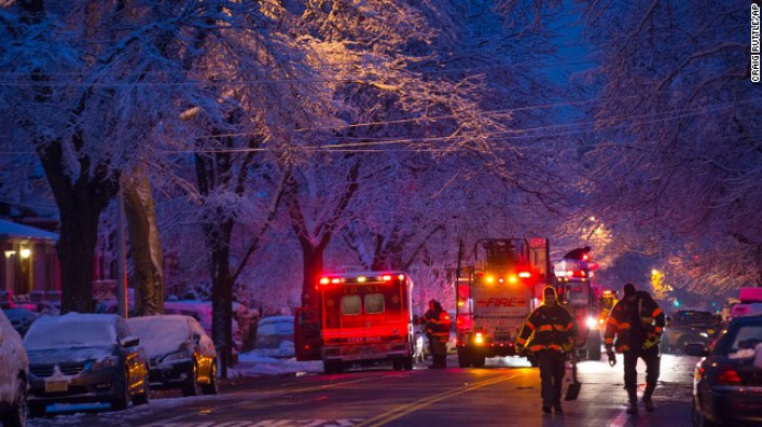 7 niÃ±os mueren en un incendio en una casa en Nueva York