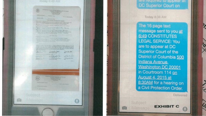 Juez permite emplazamiento por email y texto