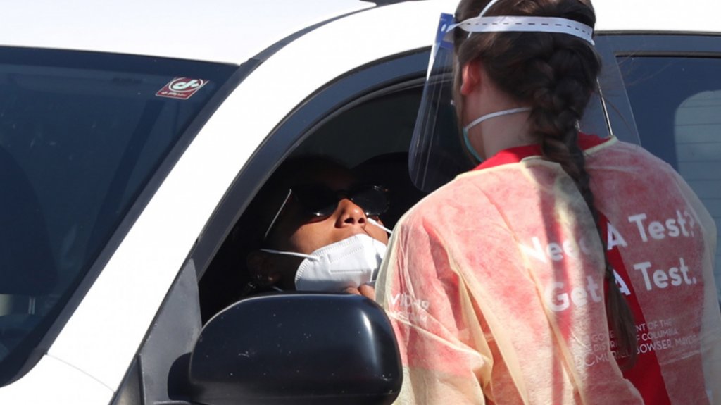  EE.UU. supera las 187.000 muertes por COVID-19 y roza los 6,2 millones de casos 