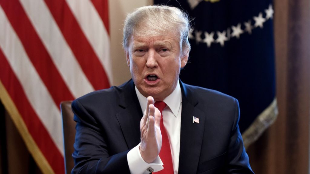  Trump carga contra liderazgo demócrata por ofrecer "poco dinero" para muro 