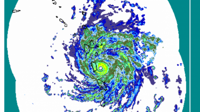 Â¡Ãltima hora! MarÃ­a se convierte en huracÃ¡n categorÃ­a 5.