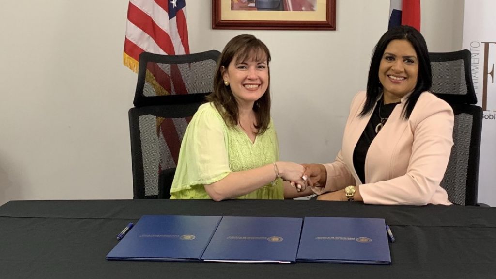  J&oacute;venes con discapacidades se integran a proyecto de aprendizaje y trabajo en el Departamento de Familia 