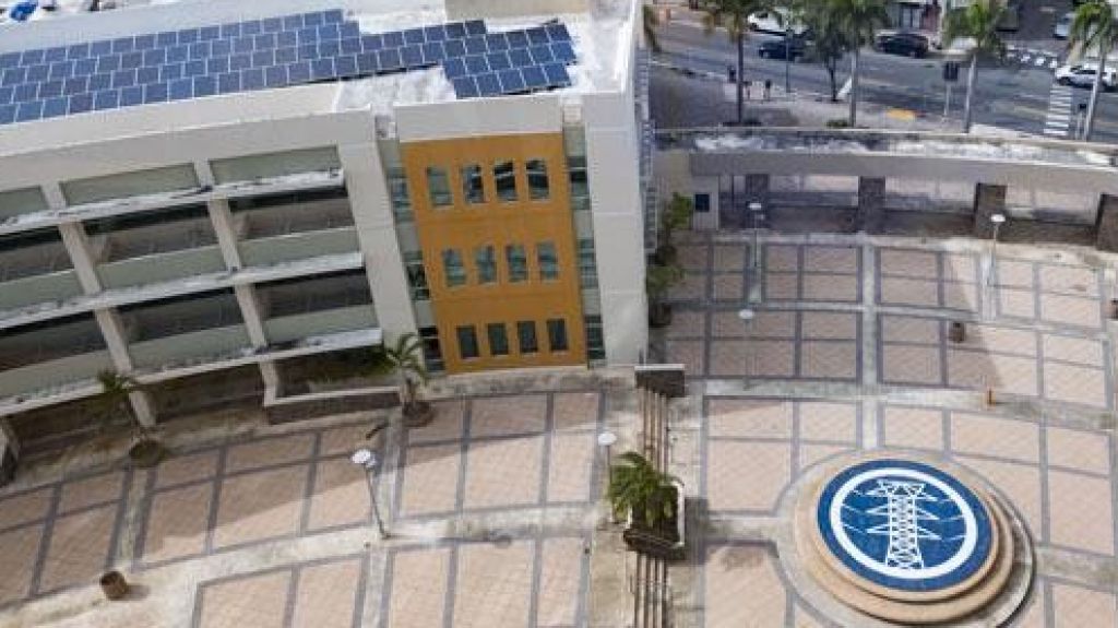  Karen dej&oacute; cerca de 13,500 abonados sin luz 