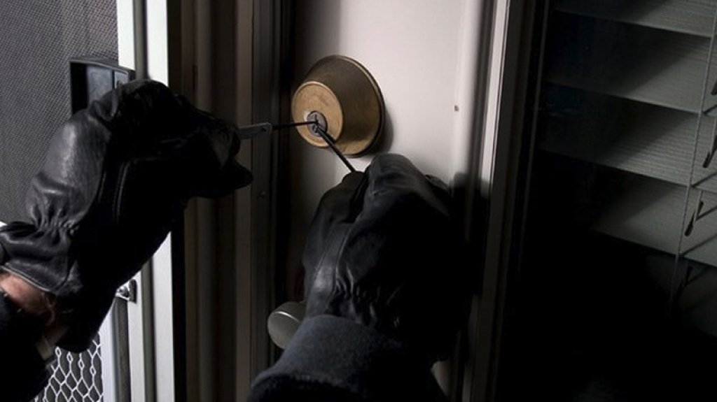  Roban m&aacute;s de 5,800 d&oacute;lares desde un negocio en San Juan 