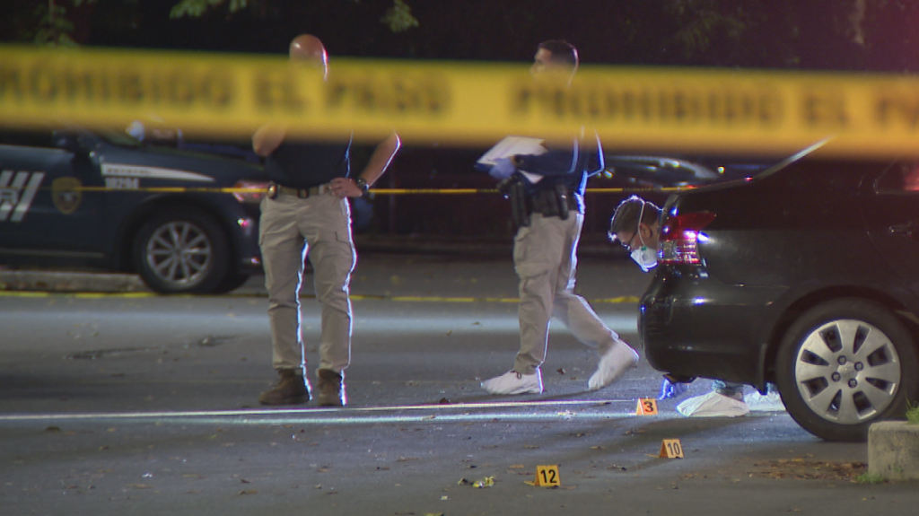  Video: Identifican a hombre asesinado en farmacia en Humacao 