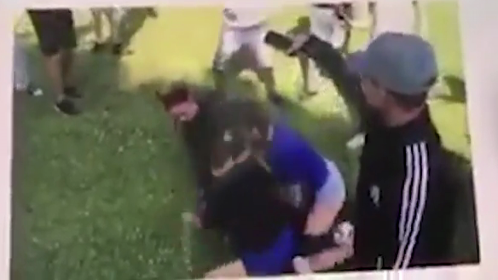Video: Brutal paliza a adolescente musulmana en Florida y el video crea conmociÃ³n