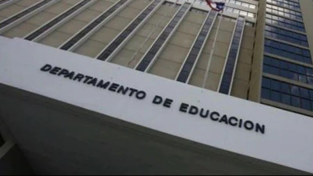  Tribunal otorga plazo a Educaci&oacute;n para llegar a un acuerdo en demanda por maestros que autorizaron compra de tiempo para retirarse 