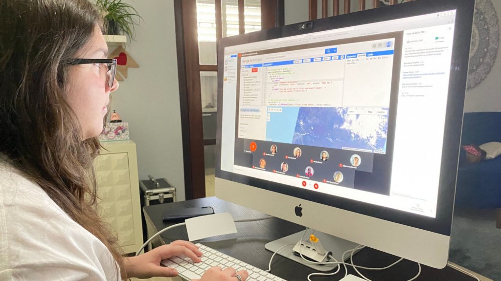  Convocan a las ni&ntilde;as interesadas en desarrollarse en las carreras de ciencia, tecnolog&iacute;a, ingenier&iacute;a y matem&aacute;ticas 