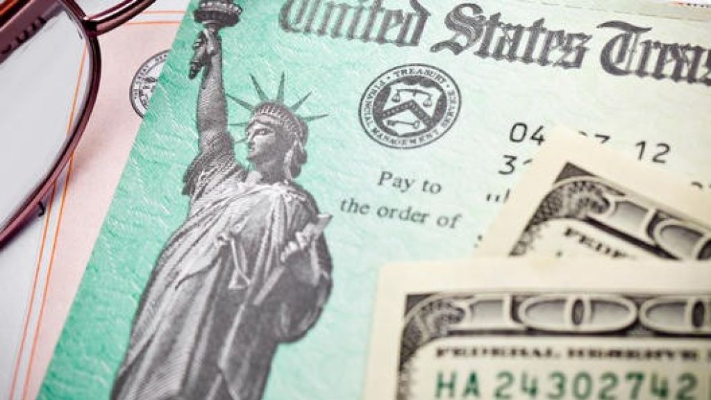  Aprobada la distribuci&oacute;n del cheque de $1,200 a beneficiarios del seguro social en Puerto Rico 