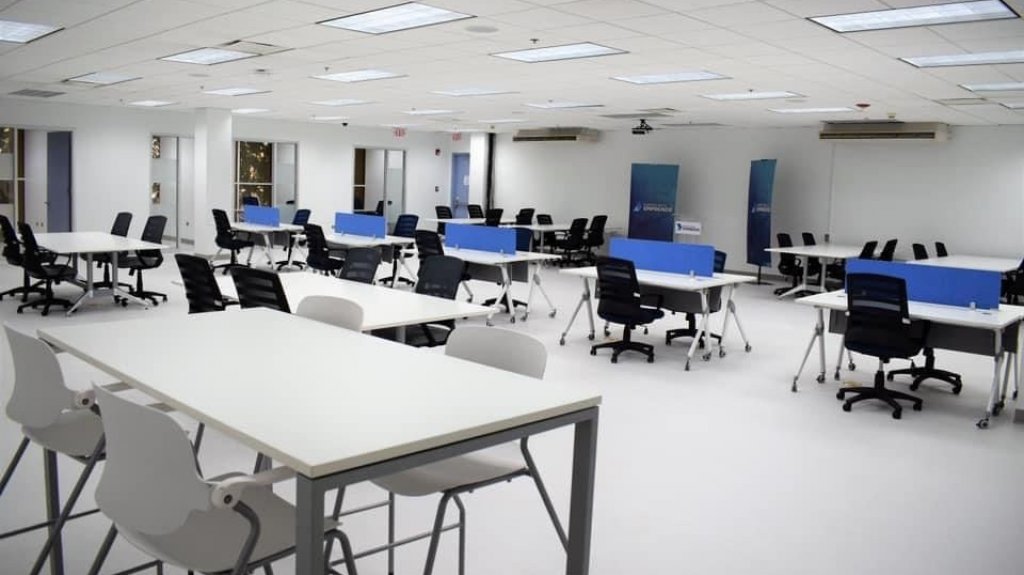  Anuncian reapertura de centros de emprendimiento 