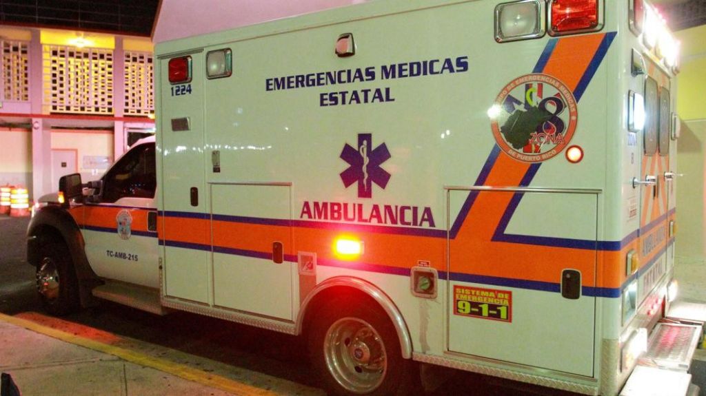  Mujer compart&iacute;a con un amigo a orillas de la playa en Vega Alta, cuando otra llego y le fracturo la cabeza 