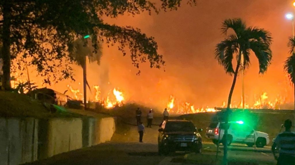  Reportan incendio en cercan&iacute;a del RUM 
