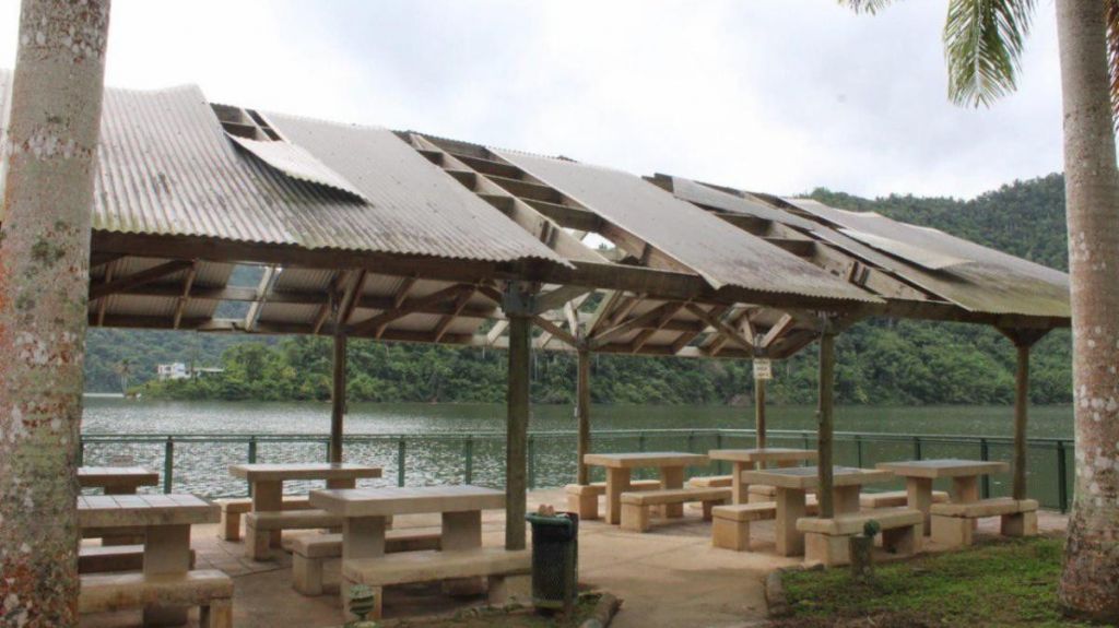  Arecibo y Utuado se unen para restaurar el embarcadero del lago Dos Bocas 