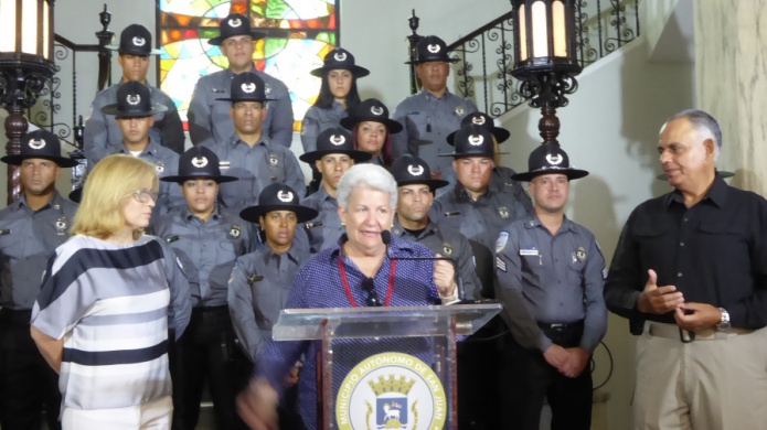 Yulin presenta Unidad Especializada de la PolicÃ­a Municipal en el Viejo San Juan

