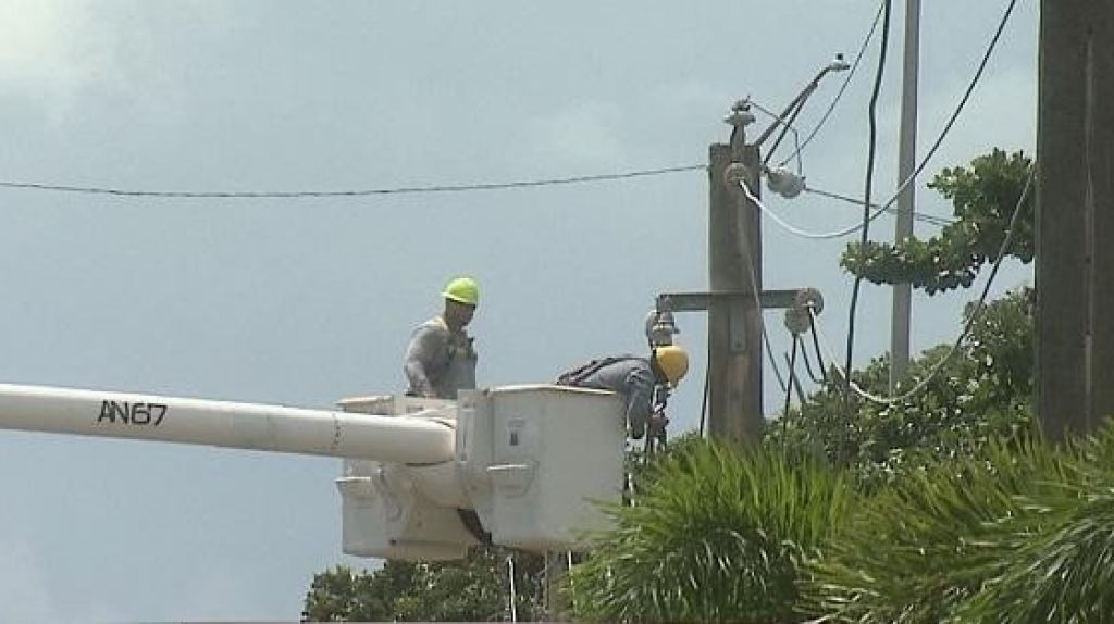  Un total de 36 comunidades ponce&ntilde;as a&uacute;n no cuentan con electricidad 