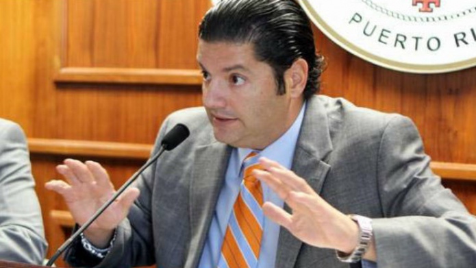 Legisladores se van a beber "Ron" luego de aprobar la "Crudita"