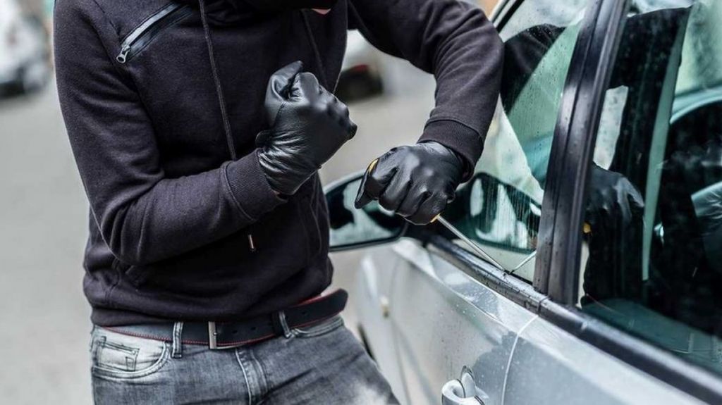  Investigan dos casos de hurtos vehiculares en San Juan 