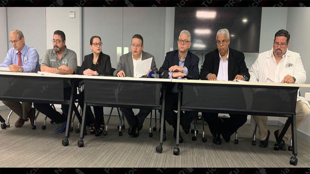  Sigue la fuga de m&eacute;dicos a pesar de ley de beneficios contributivos 