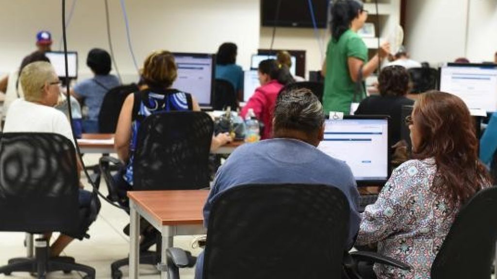  Centro de Recuperaci&oacute;n por Desastre abre en Pe&ntilde;uelas 