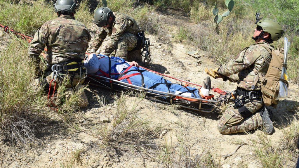  Patrulla Fronteriza rescata a mexicano perdido 8 d&iacute;as en monta&ntilde;as fronterizas 