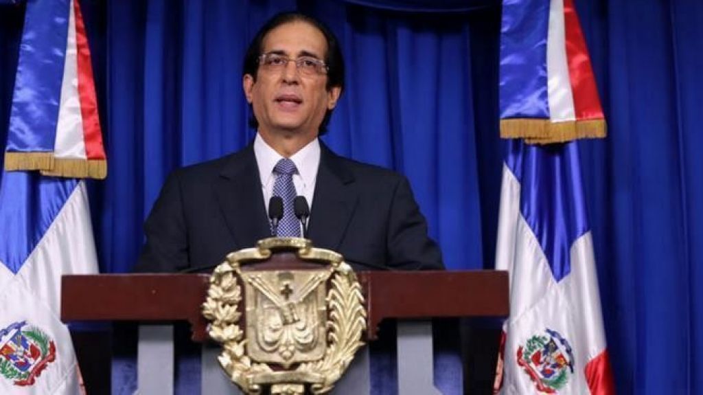  Gobierno anuncia fumigación masiva de espacios públicos 