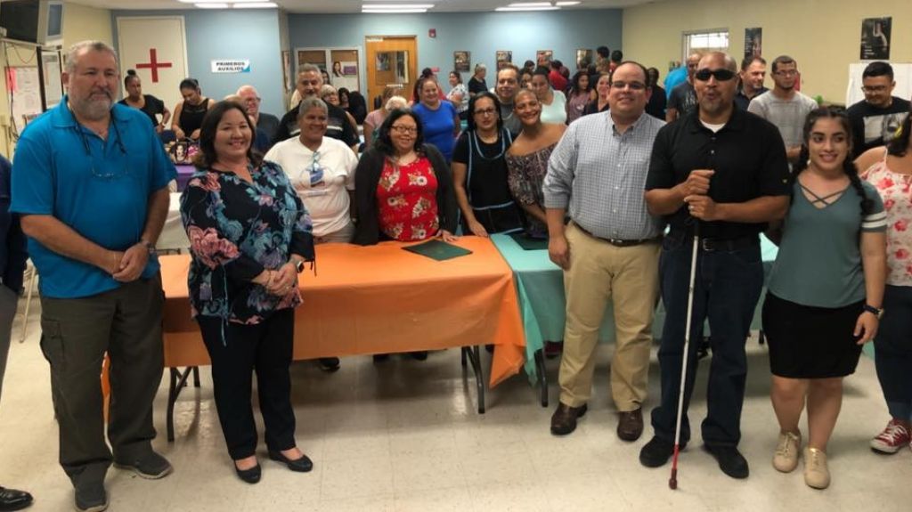  Entregan Donativo Legislativo a f&aacute;brica que emplea personas con diversidad funcional 