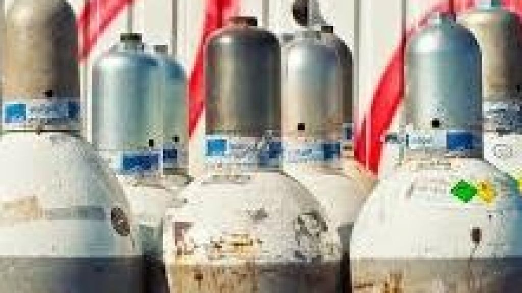  Desalojan escuelas en Lares por emanaciones de gases 